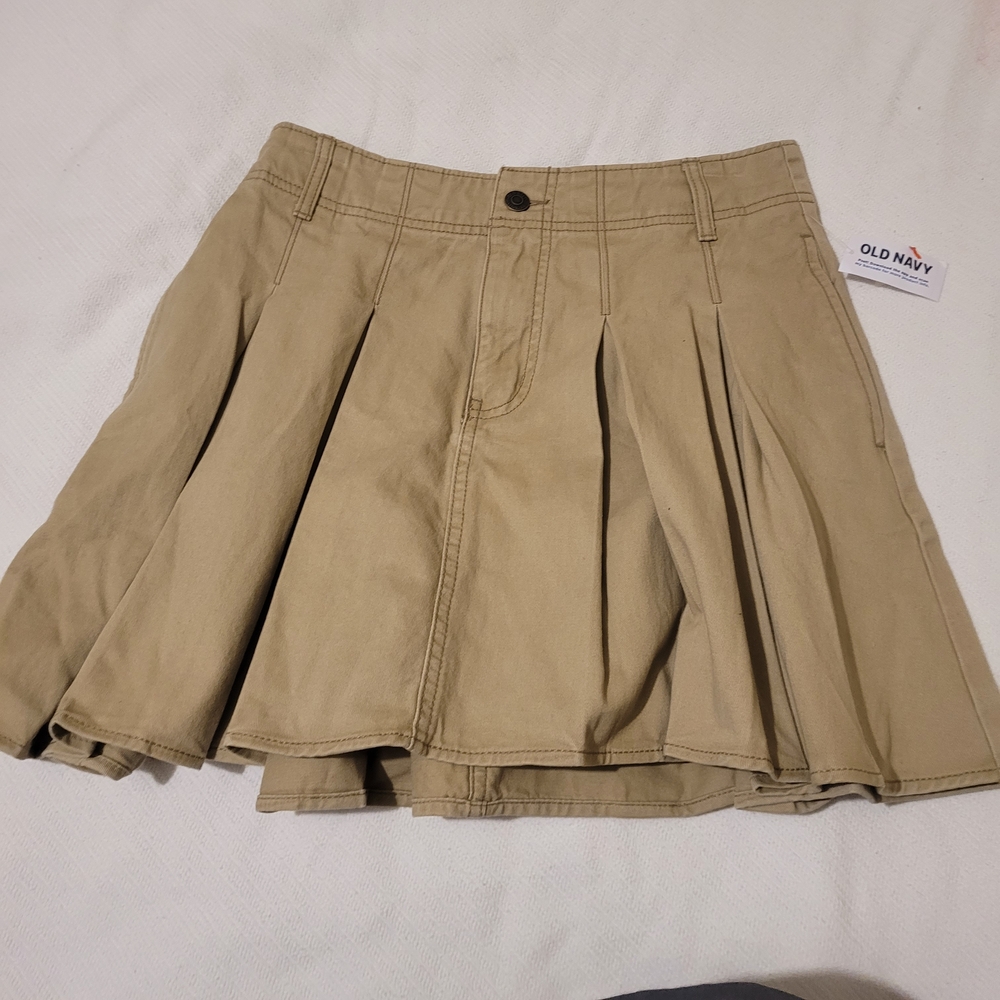 Old Navy Khaki Pleated Mini Skirt